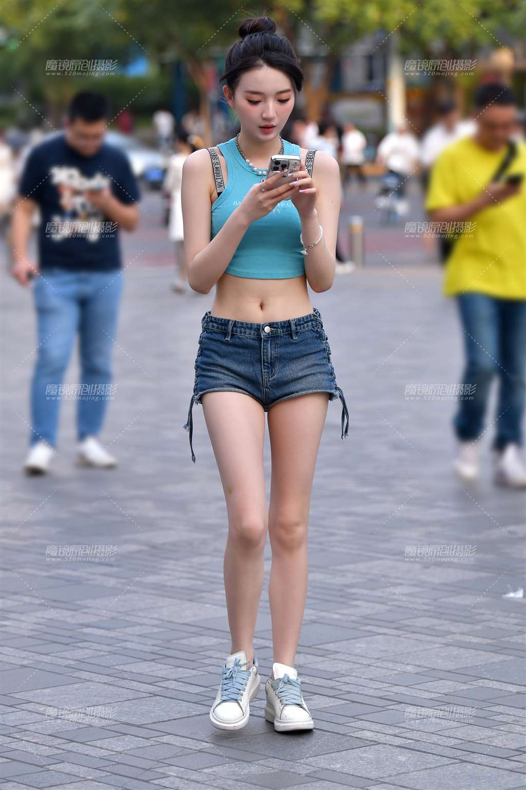 图片[3]-清纯热裤美女-街拍流行馆