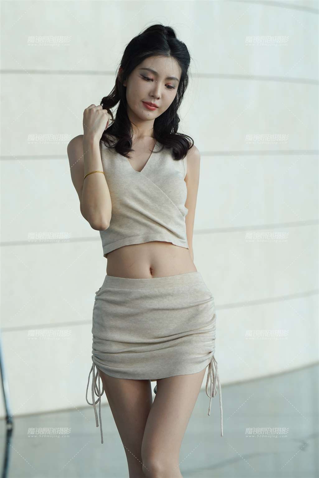 图片[5]-长腿美足-街拍流行馆