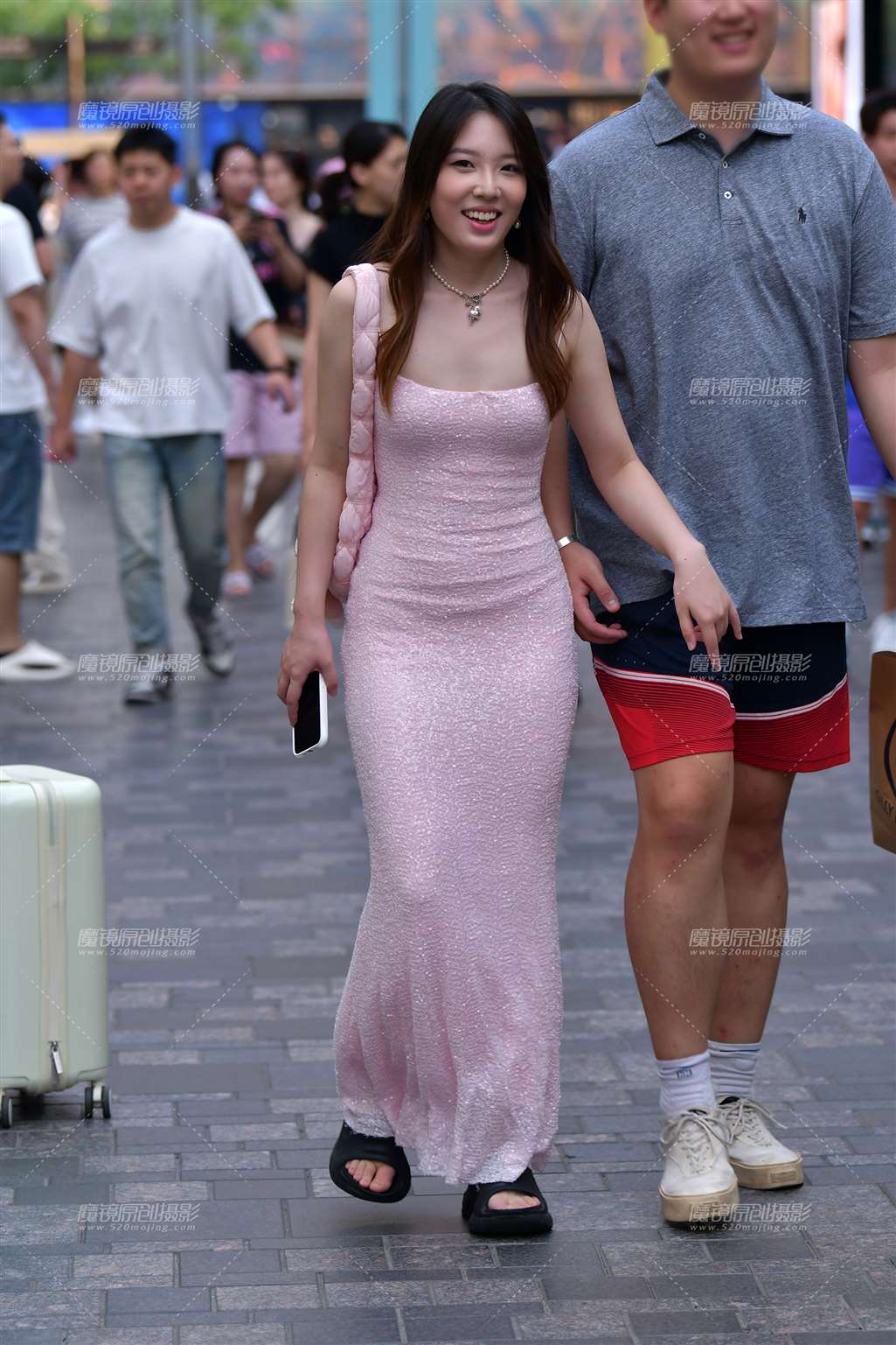 图片[5]-甜美长裙美女-街拍流行馆