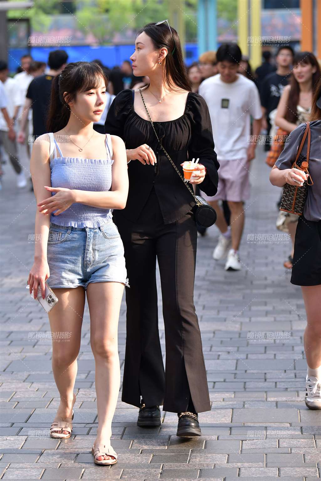 图片[5]-高挑黑裤美女-街拍流行馆