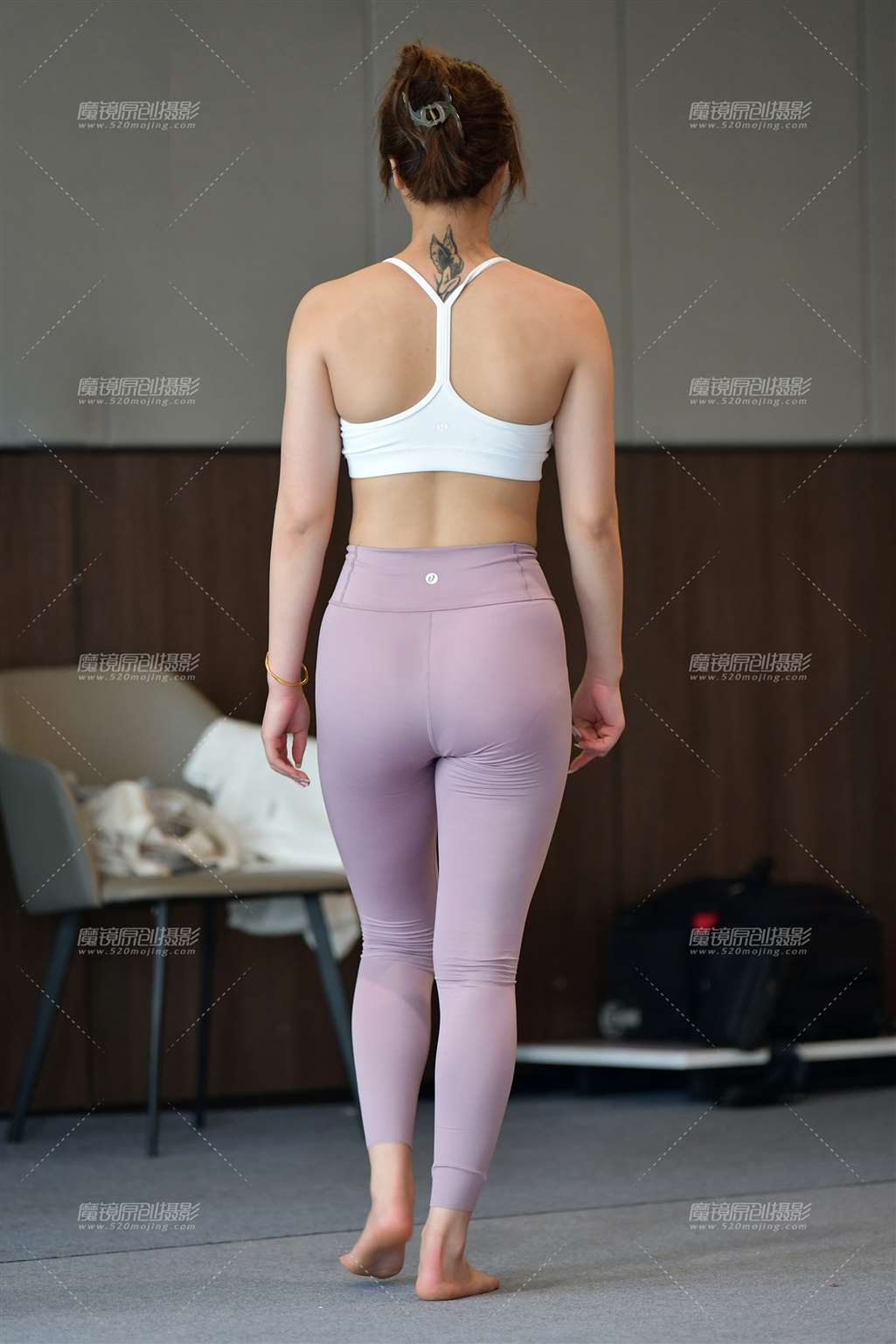 图片[2]-气质优美舒展瑜伽美女-街拍流行馆