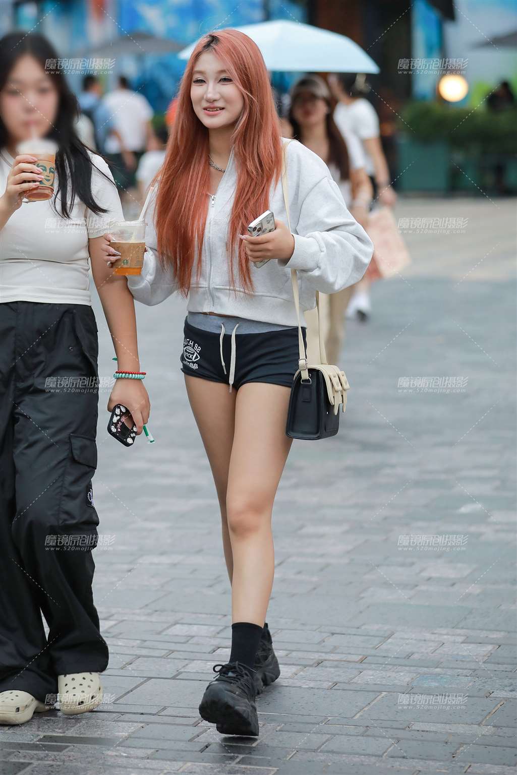 图片[4]-运动热裤美女-街拍流行馆
