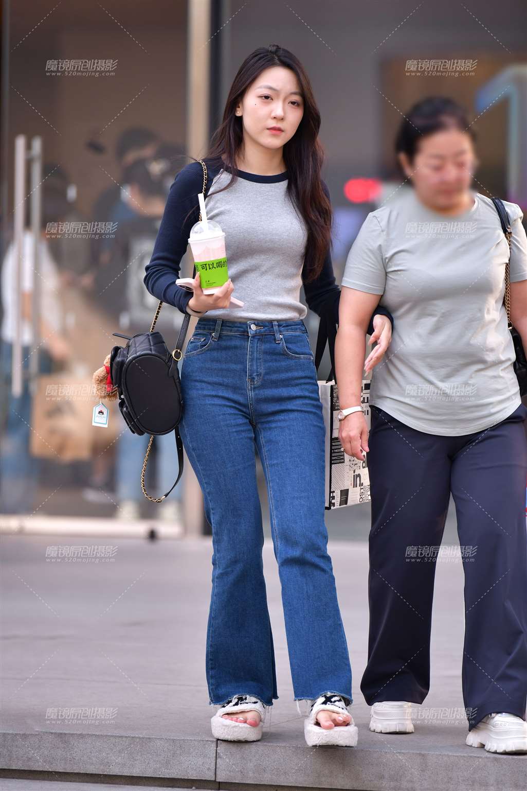 图片[5]-美甲清纯牛仔裤美女-街拍流行馆