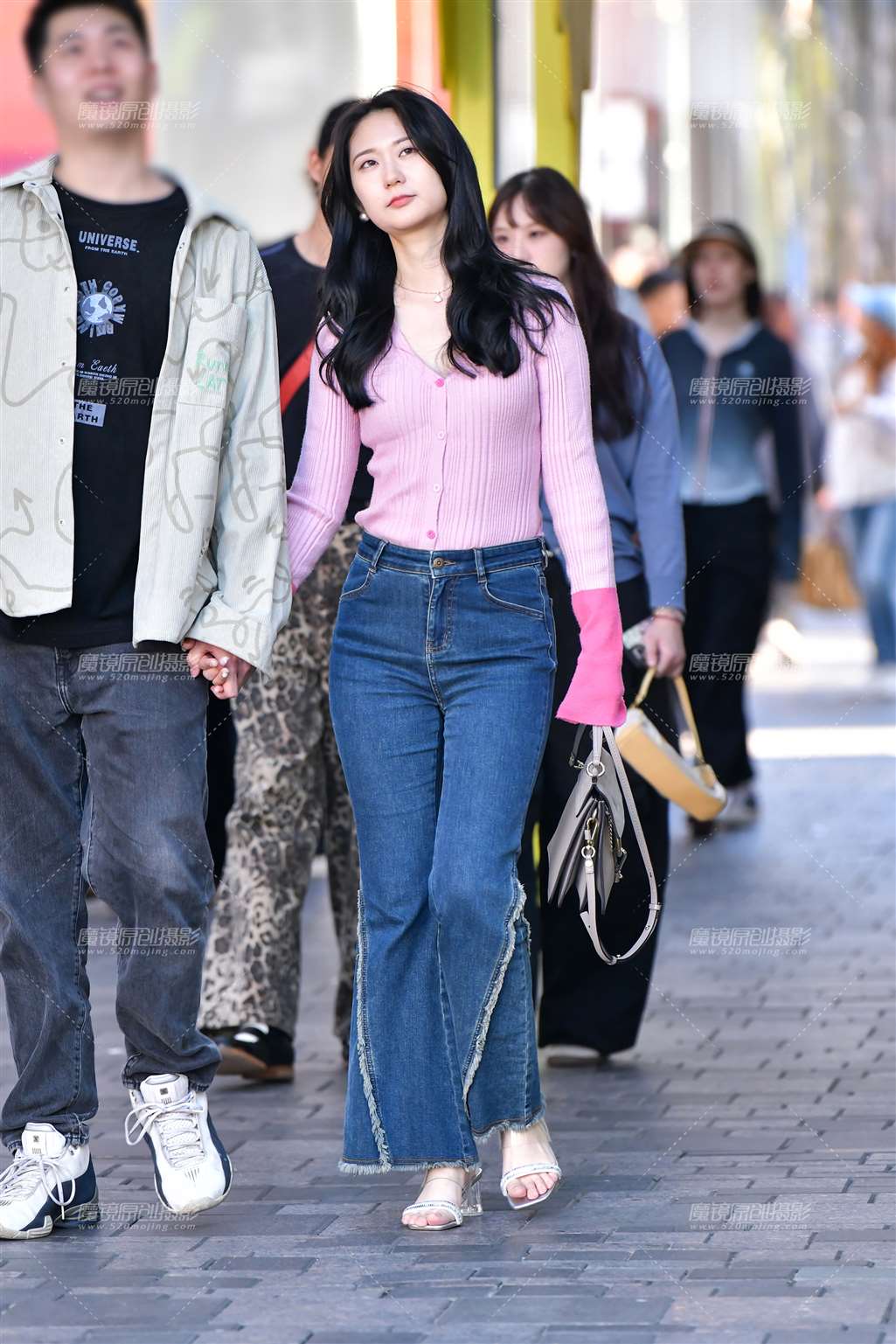 图片[5]-阔腿牛仔裤高挑美女-街拍流行馆
