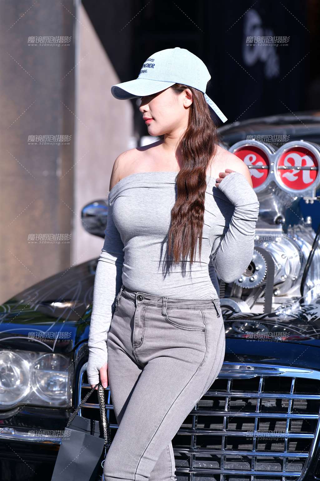 图片[5]-灰牛仔裤美女-街拍流行馆