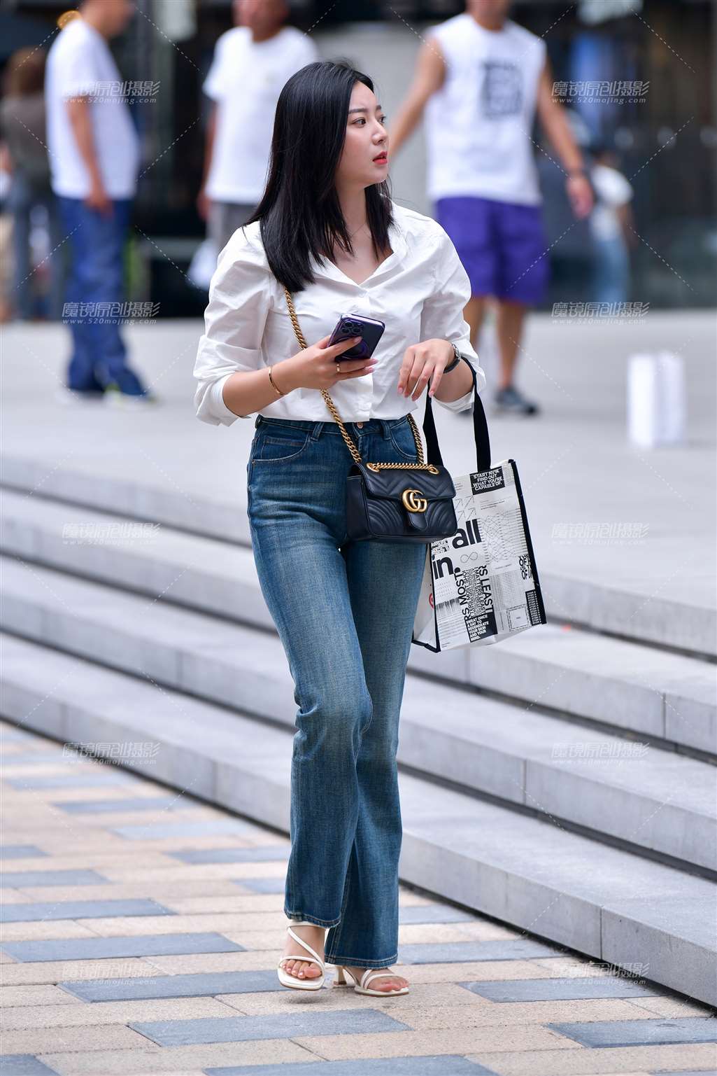 图片[5]-白衫牛仔裤美女-街拍流行馆