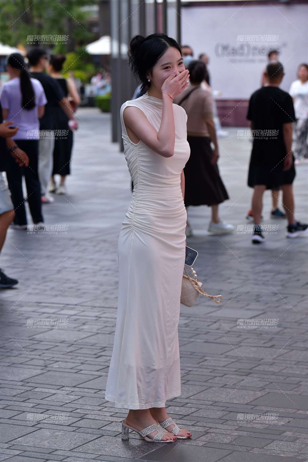 图片[4]-青春纱裙美女-街拍流行馆