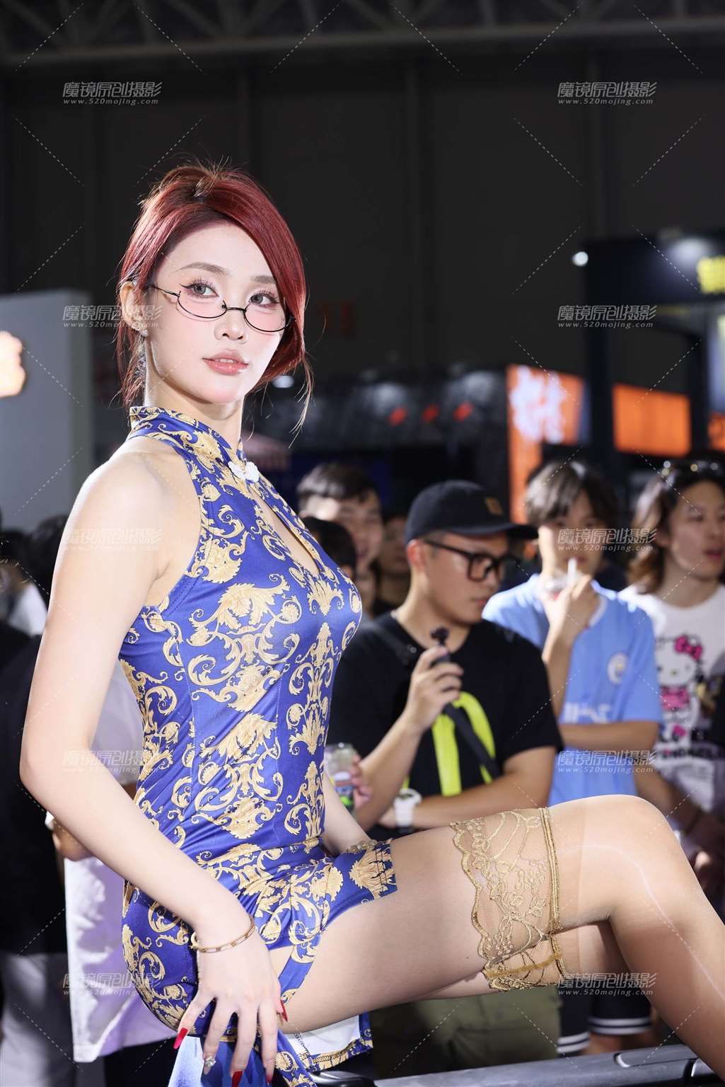 图片[4]-小思佳的长筒肉丝美腿-街拍流行馆