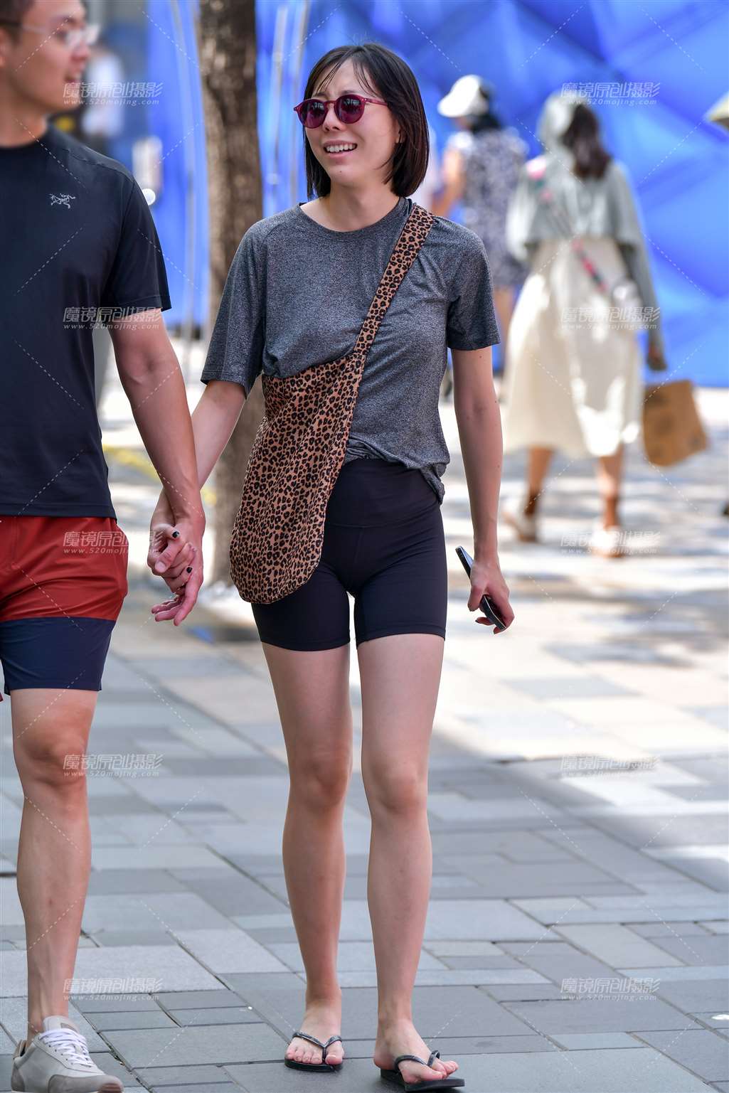 图片[5]-瑜伽紧身运动短裤美女-街拍流行馆