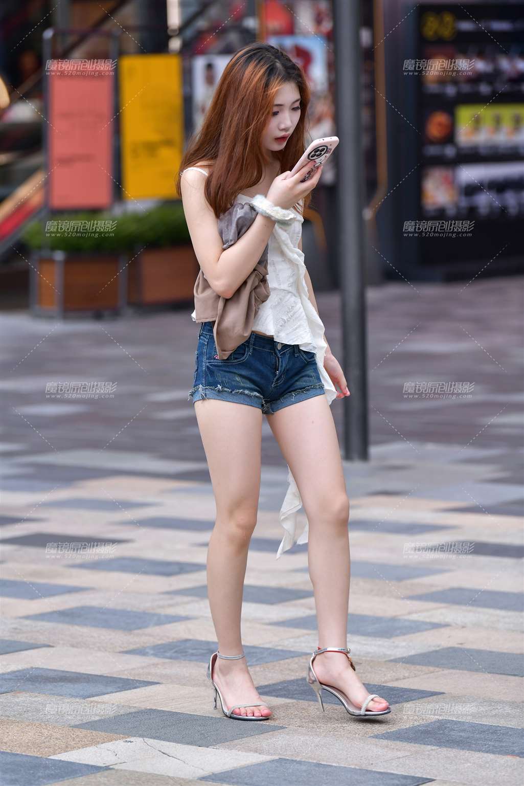 图片[4]-细高跟热裤美女-街拍流行馆