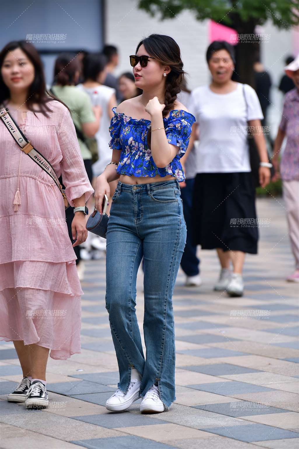 图片[5]-学妹牛仔裤美女-街拍流行馆